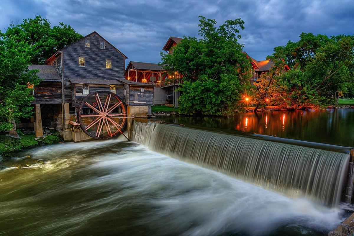 The Mason Jar, Hot Tub, Wifi, 1089 Free Tickets Each Paid Day, Dollywood And More! Пиджен Фордж Екстериор снимка